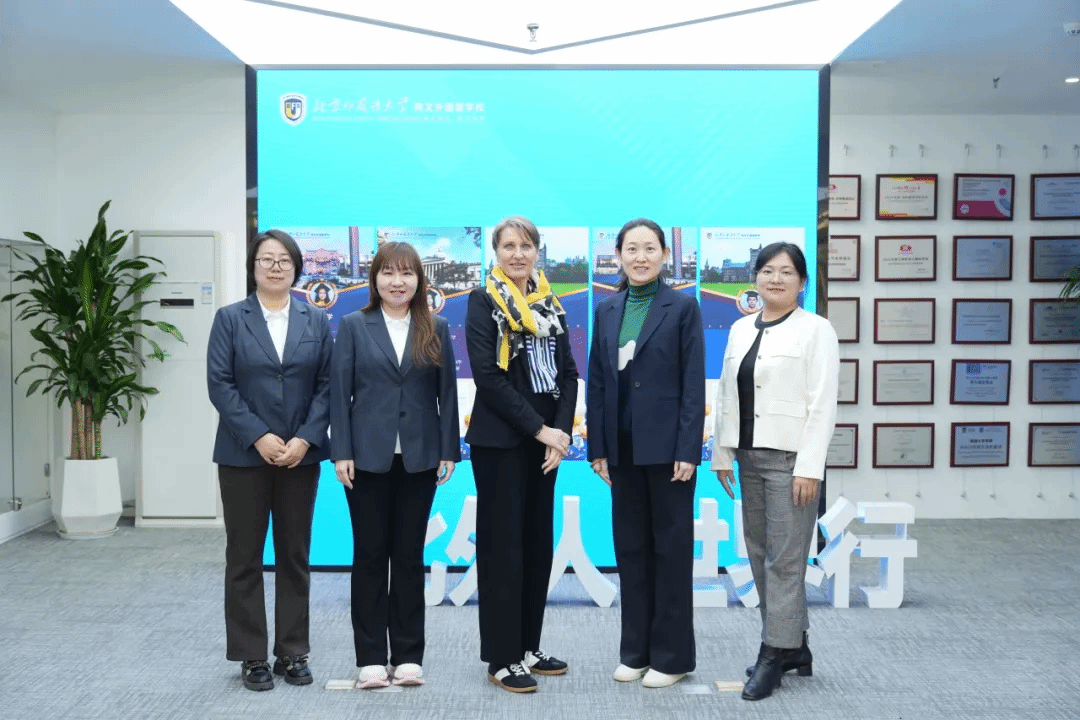 国际合作 | 讲座、问答、深度对谈：美国圣玛丽高中校长到访北外同文，共育国际英才